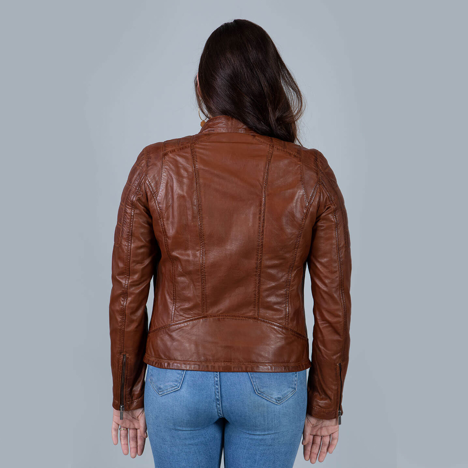 3M4A6856-1500x1500MIN