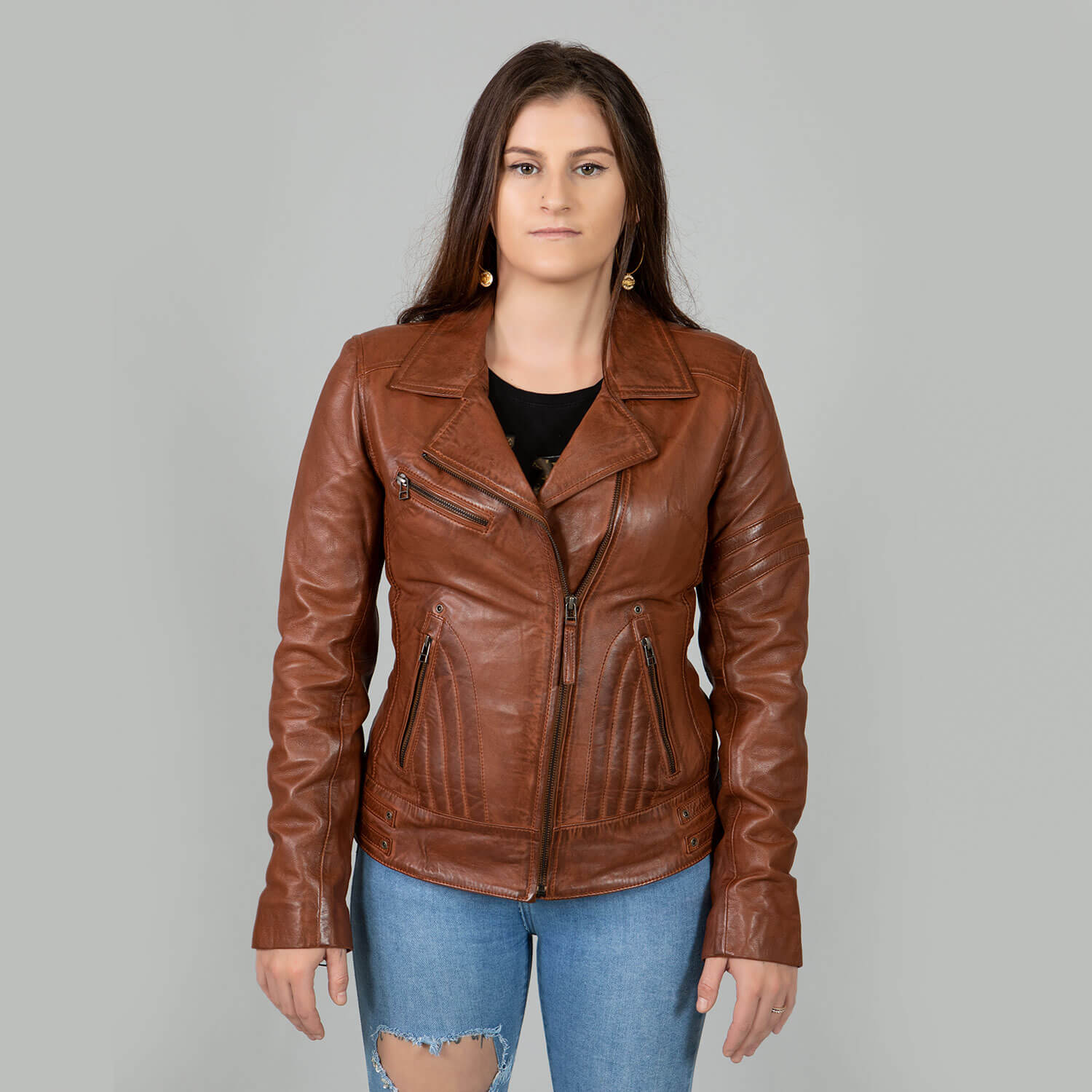 3M4A6871-1500x1500minj