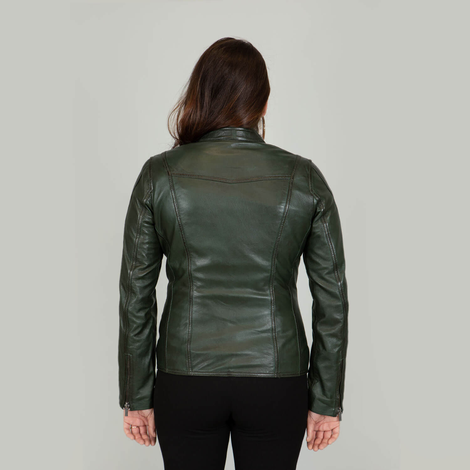 3M4A6962-1500x1500min